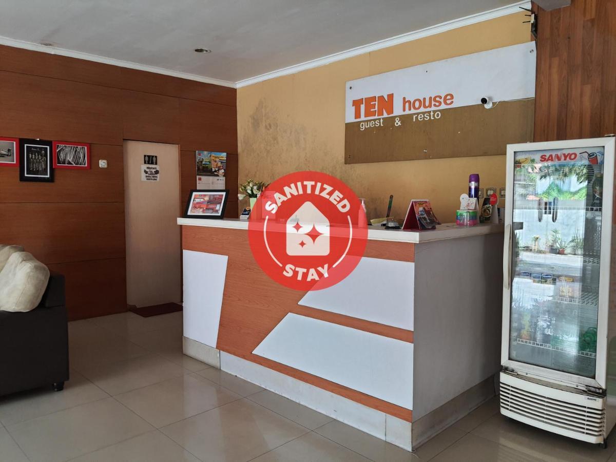Oyo 3341 Ten Guest House Bandung Bagian luar foto