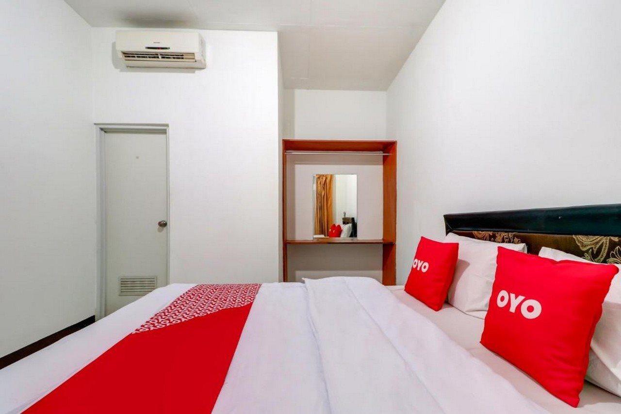Oyo 3341 Ten Guest House Bandung Bagian luar foto